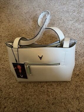 Vanessa Williams tote bag